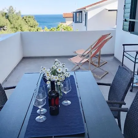 Apartman Apartments More Vis