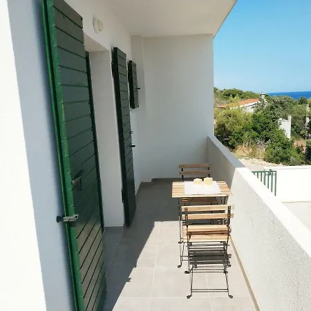 Apartments More וויס